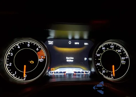 2017 Jeep Cherokee Limited z USA, uszkodzony, nr VIN 1C4PJMDB3HW511449